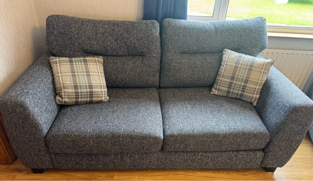 3 & 2 seater - Image 2