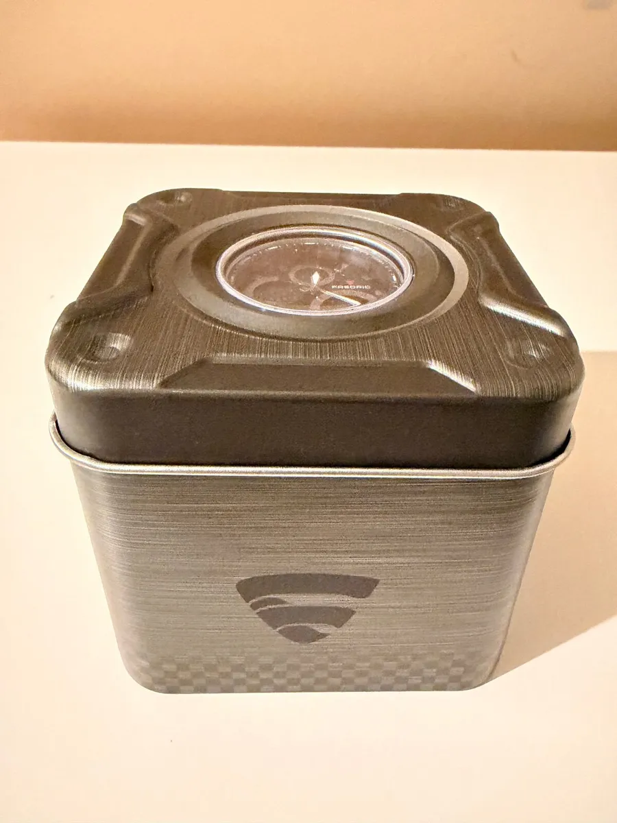 Wrist watch - Image 1