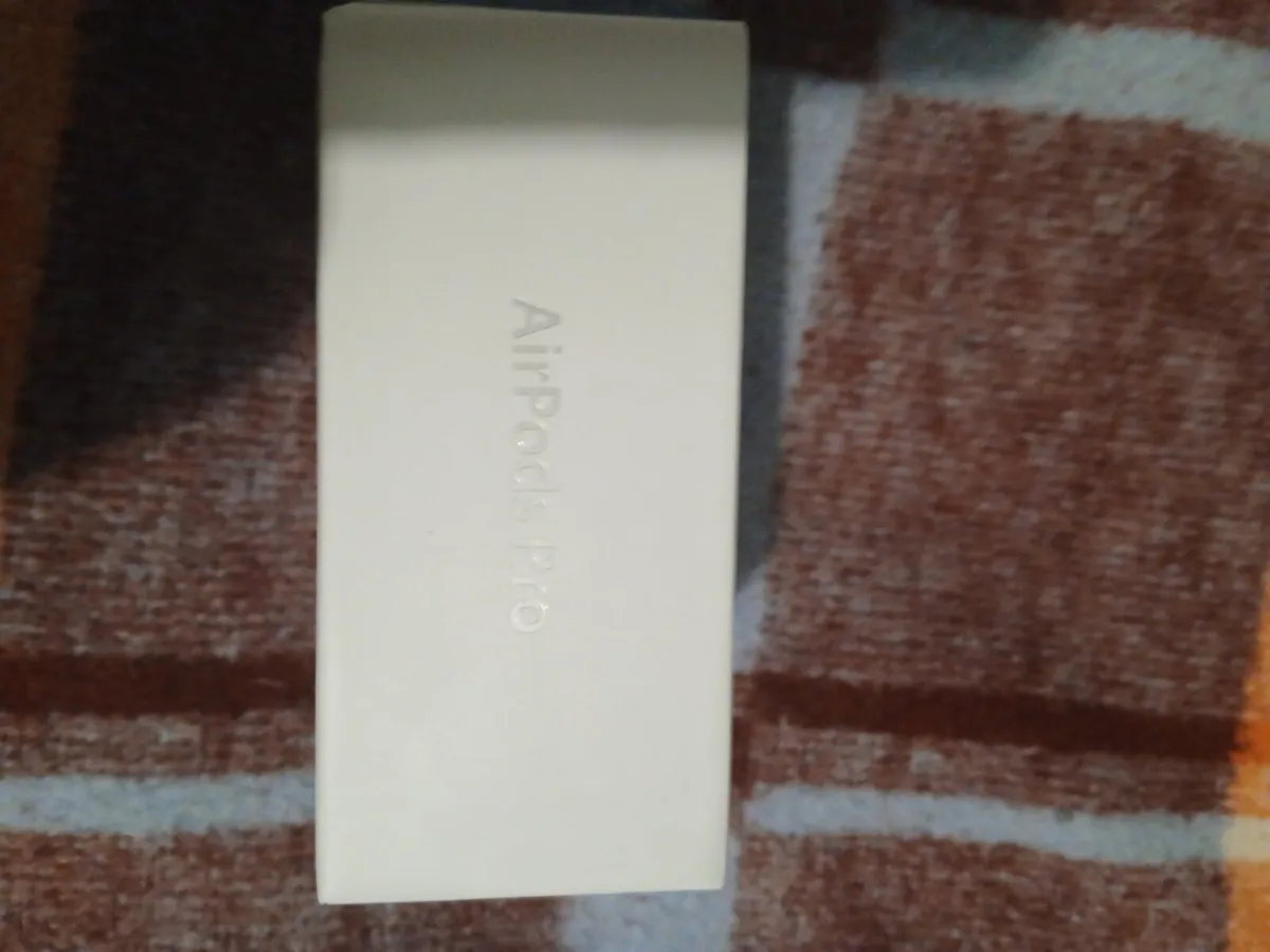 Apple airpods - Image 2