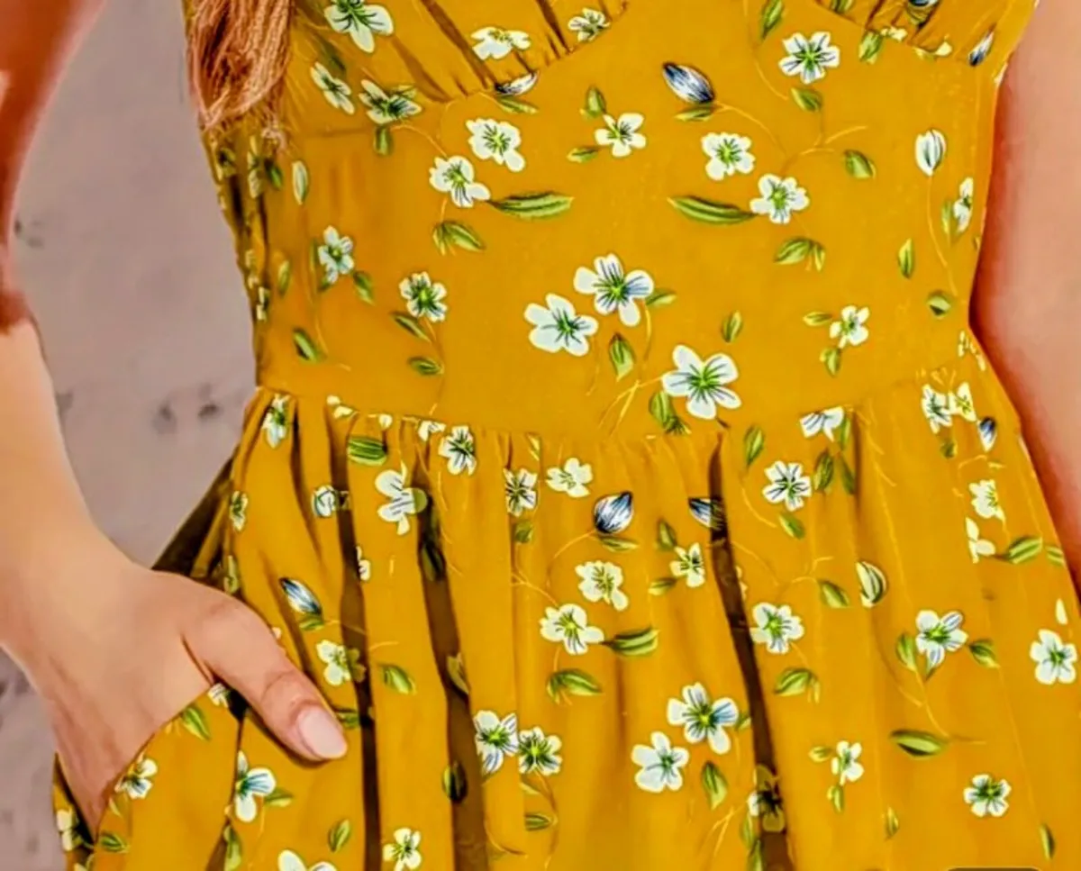 DRESS/VINTAGE/NEW - Image 1