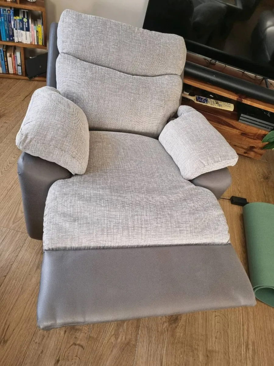 Electric Recliner Harvey Norman - Image 1