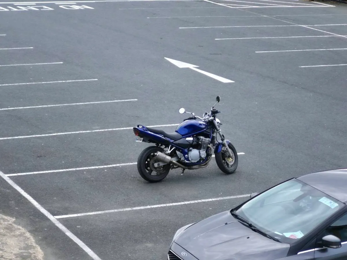 Suzuki bandit 600 - Image 3