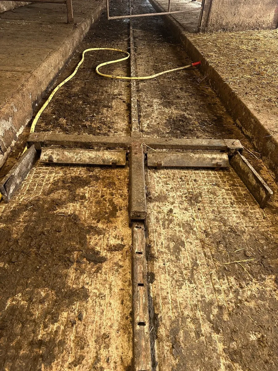 Automatic scrapers and cubicles - Image 2