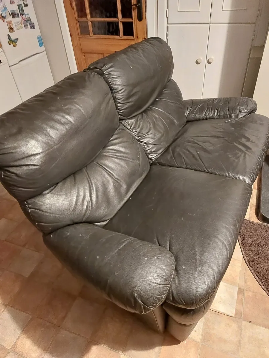 2 seater recliner couch - Image 2