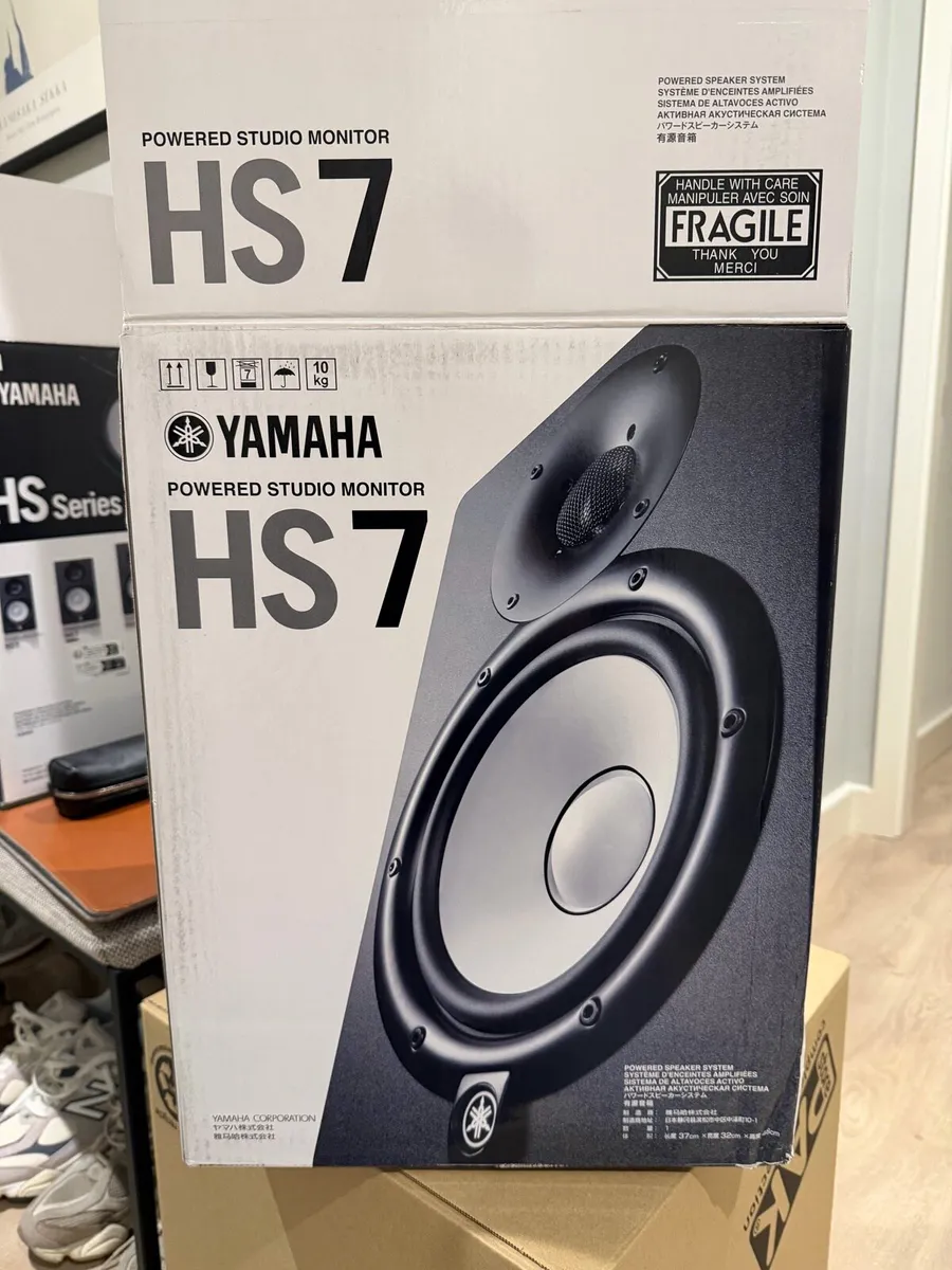 Yamaha HS7 Studio Monitors (Pair) – Like New - Image 2