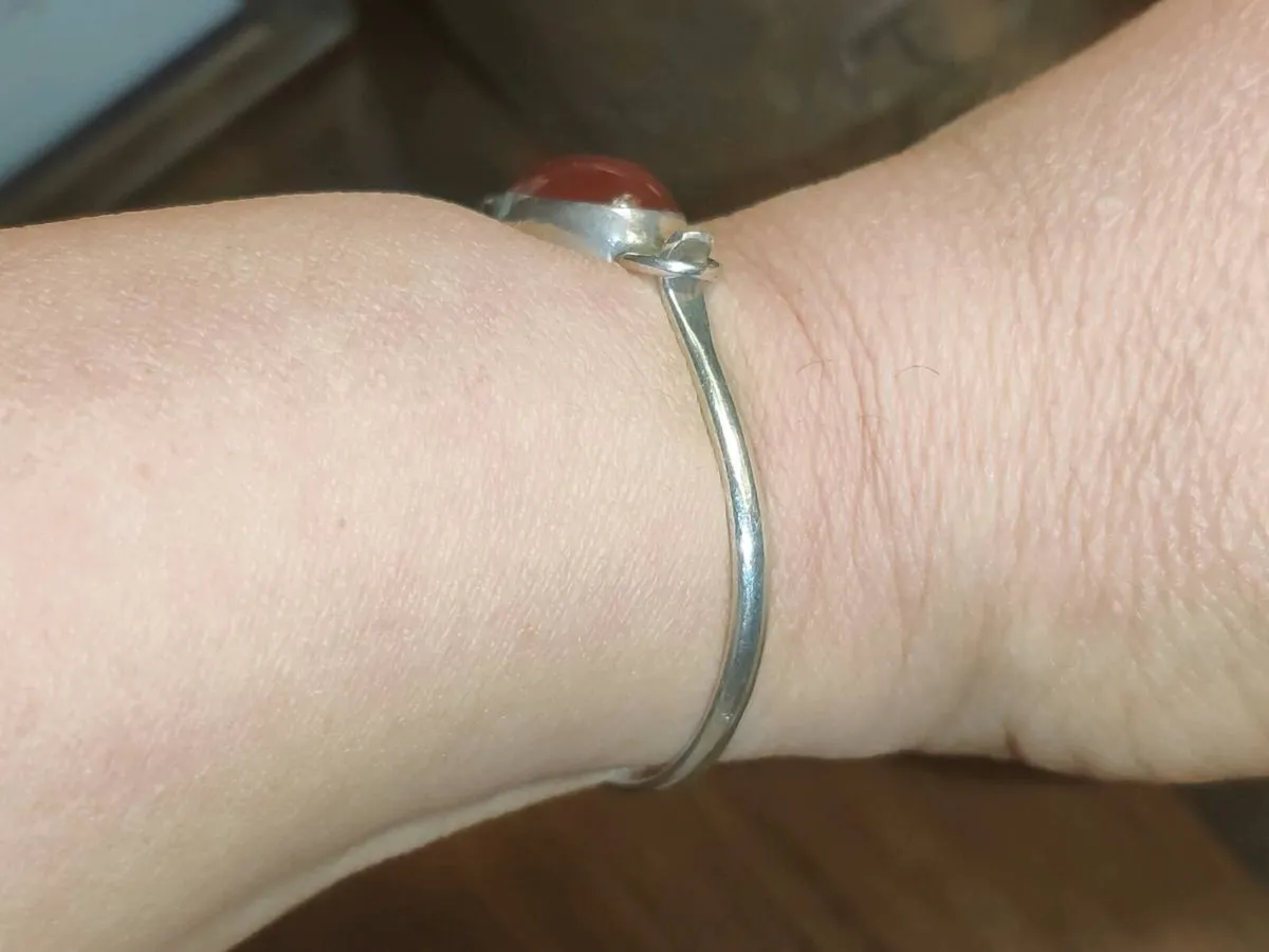 HUGE CARNELIAN CHUNKY, 925 Silver Vintage Bangle ! - Image 3