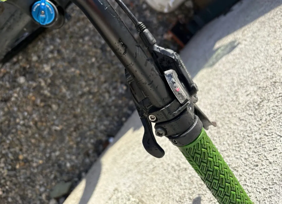 Mountain bike - Image 4