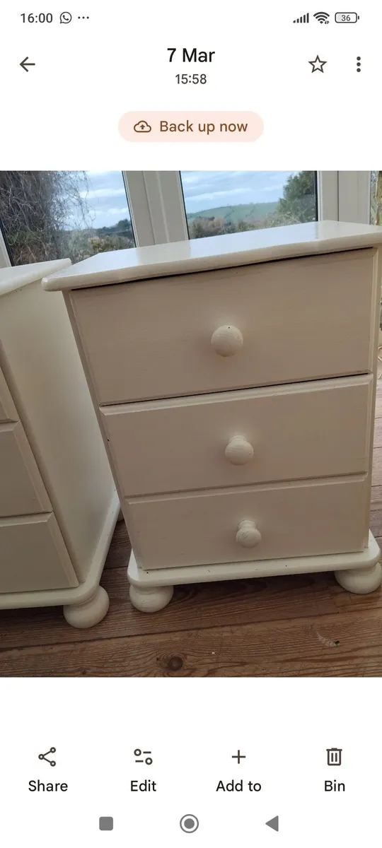 3 cream lockers - Image 1