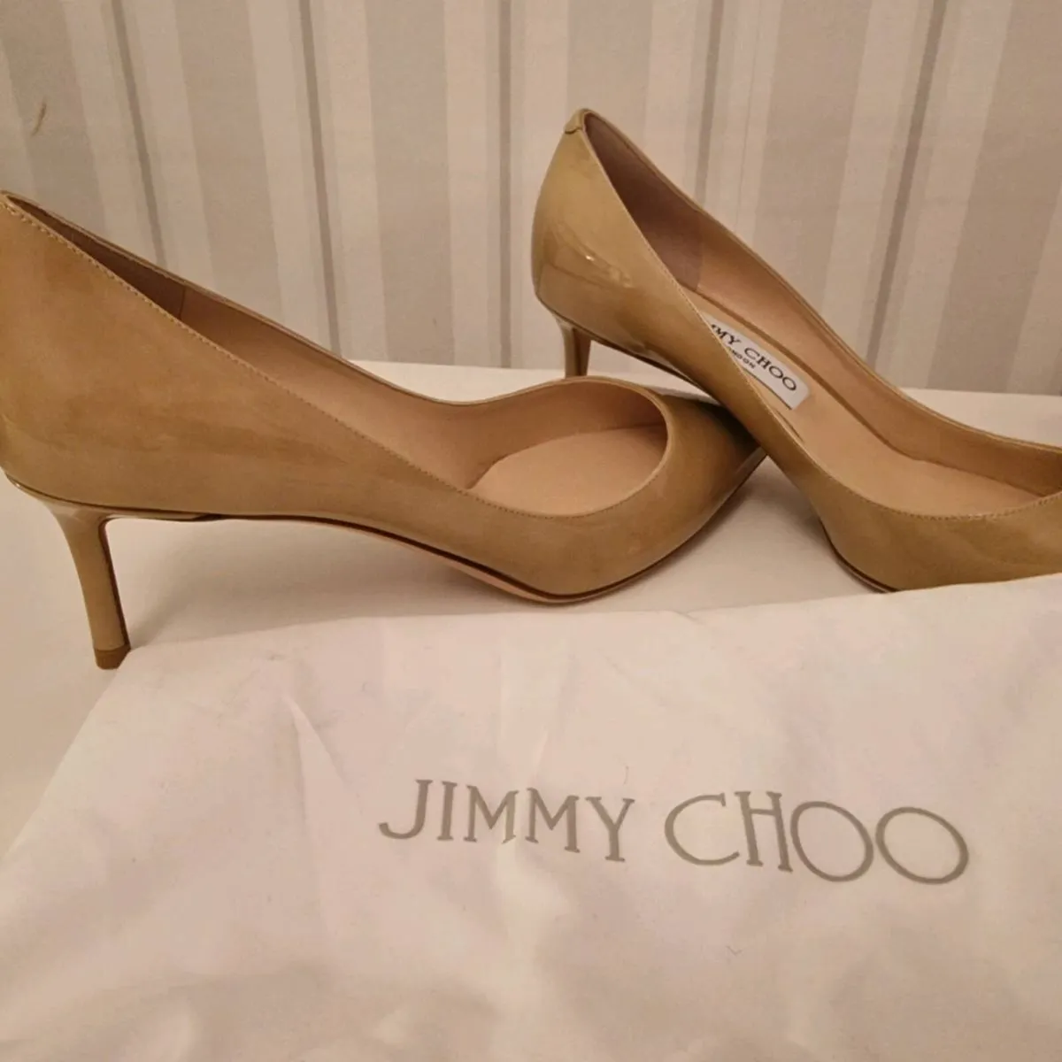 Woman's shoes - Image 4