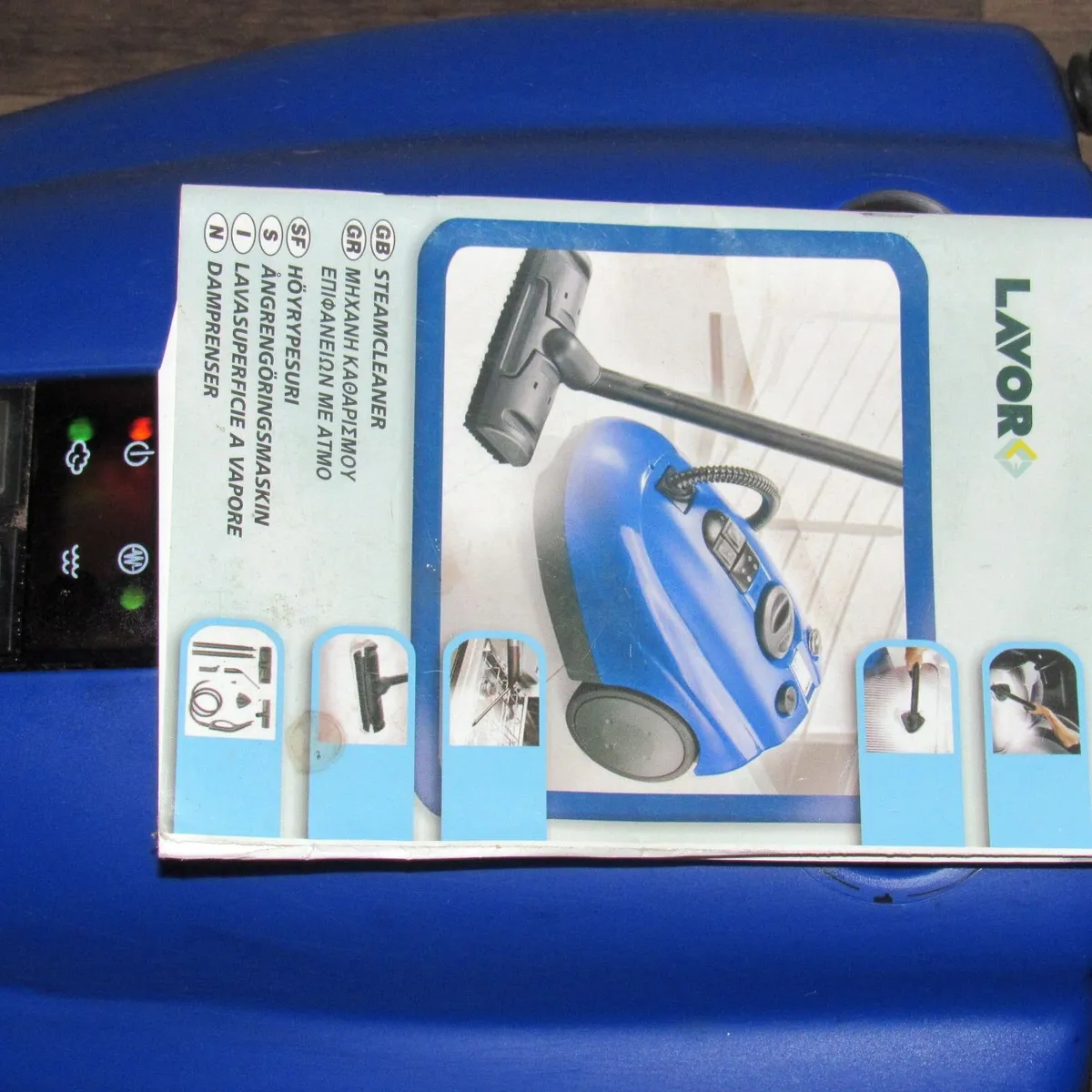 Steam Cleaner – Full Set with Attachments - Image 3