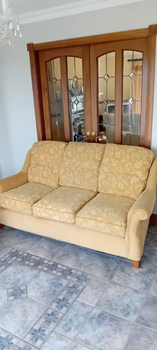 Sofa - Image 4