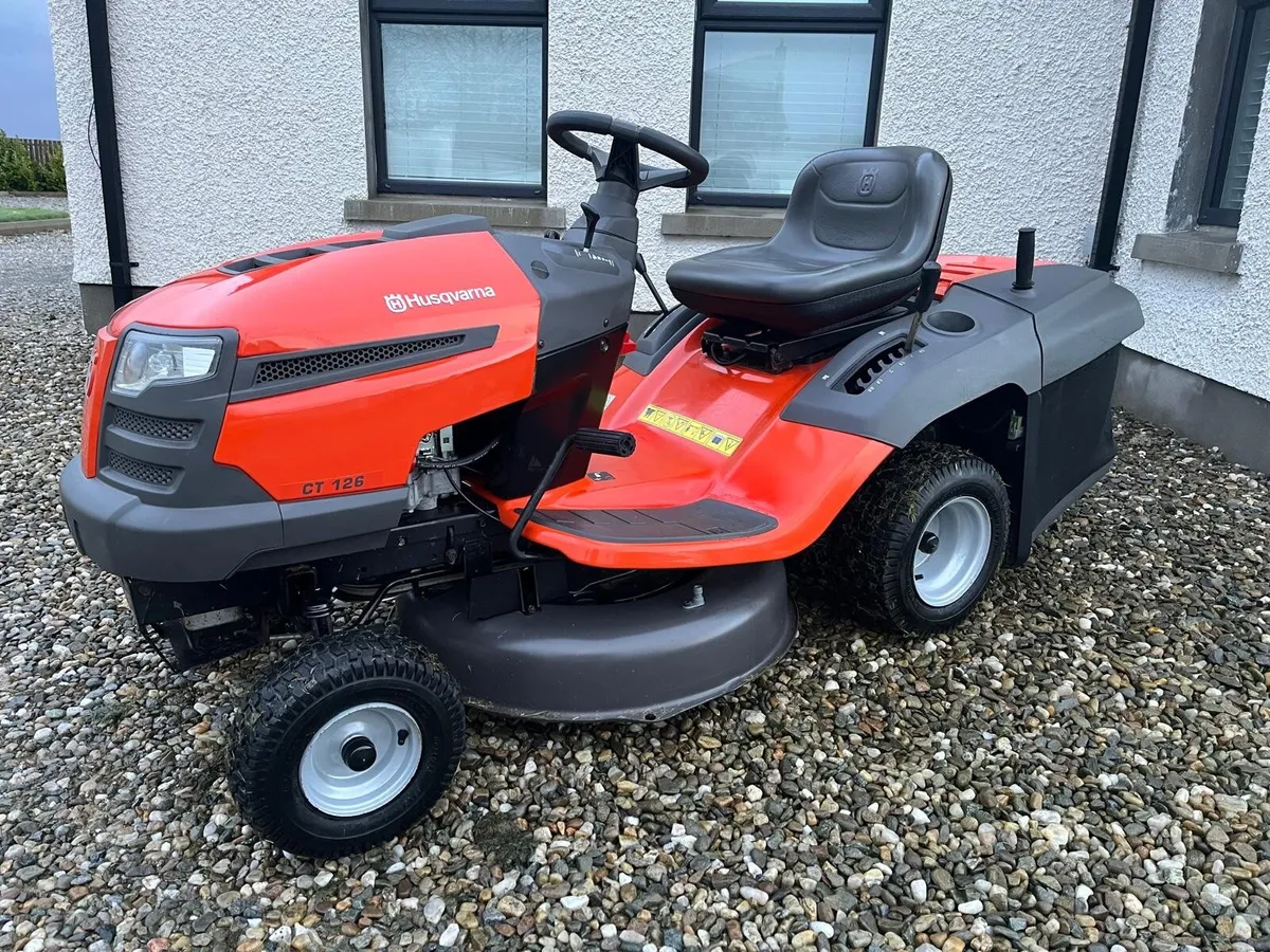 Husqvarna 15hp petrol ride on lawnmower - Image 2