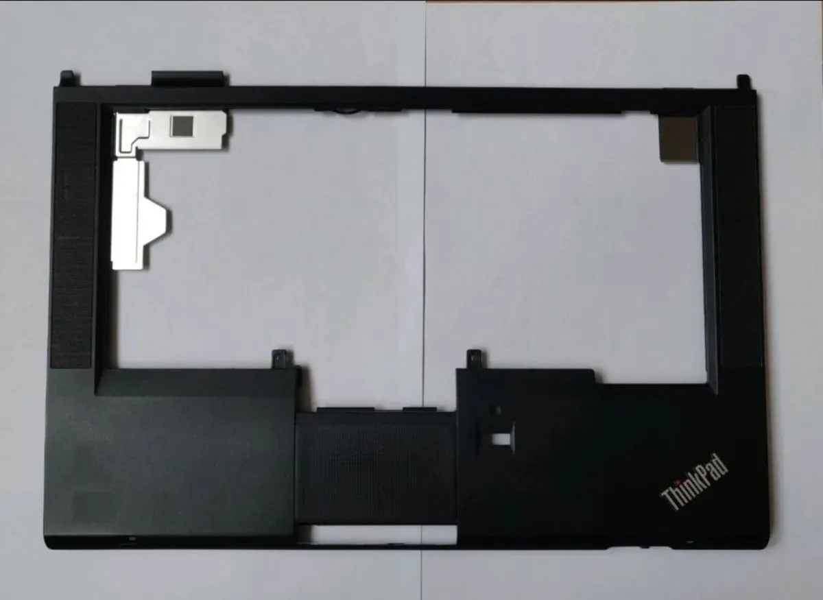Lenovo ThinkPad T430 PALMREST P/N: 0B38940 - Image 1