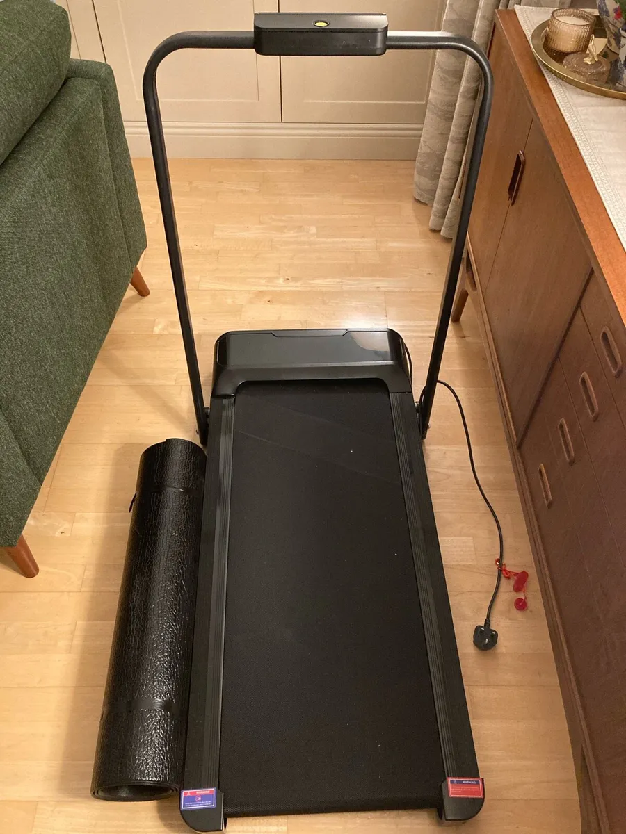Treadmill Q2 Pro - Image 1