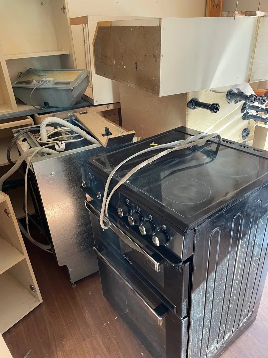 Cooker and dishwasher - Image 2