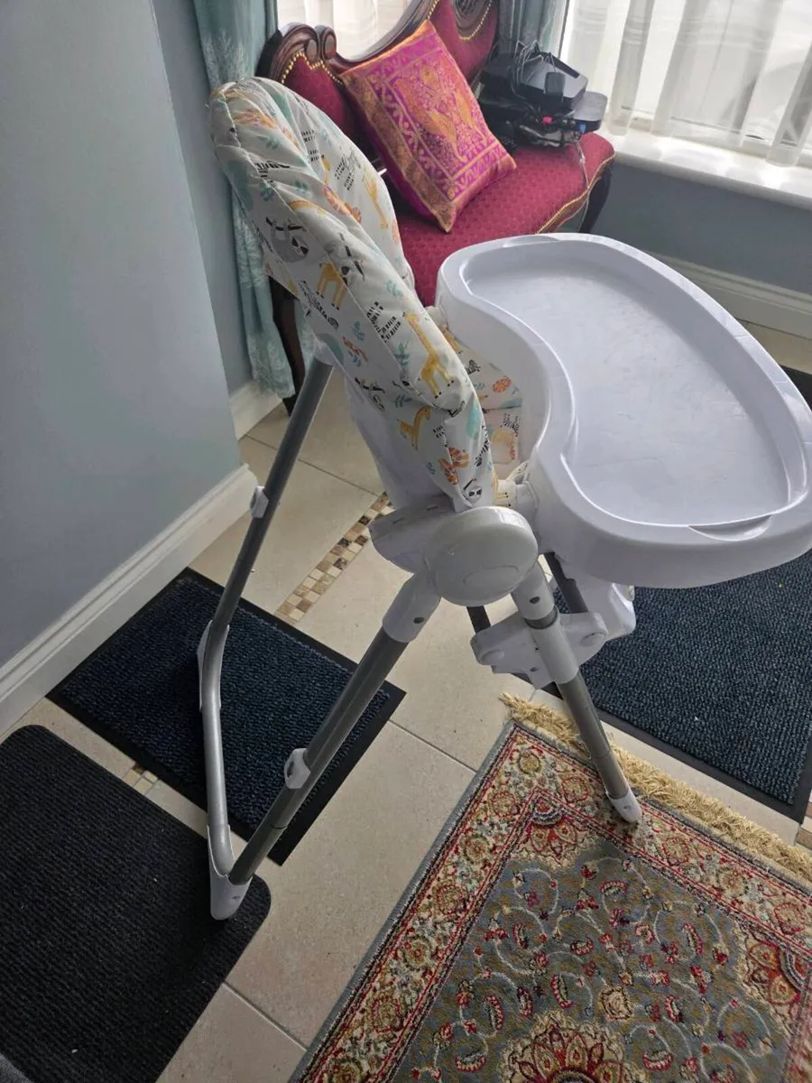 High chair - Image 2