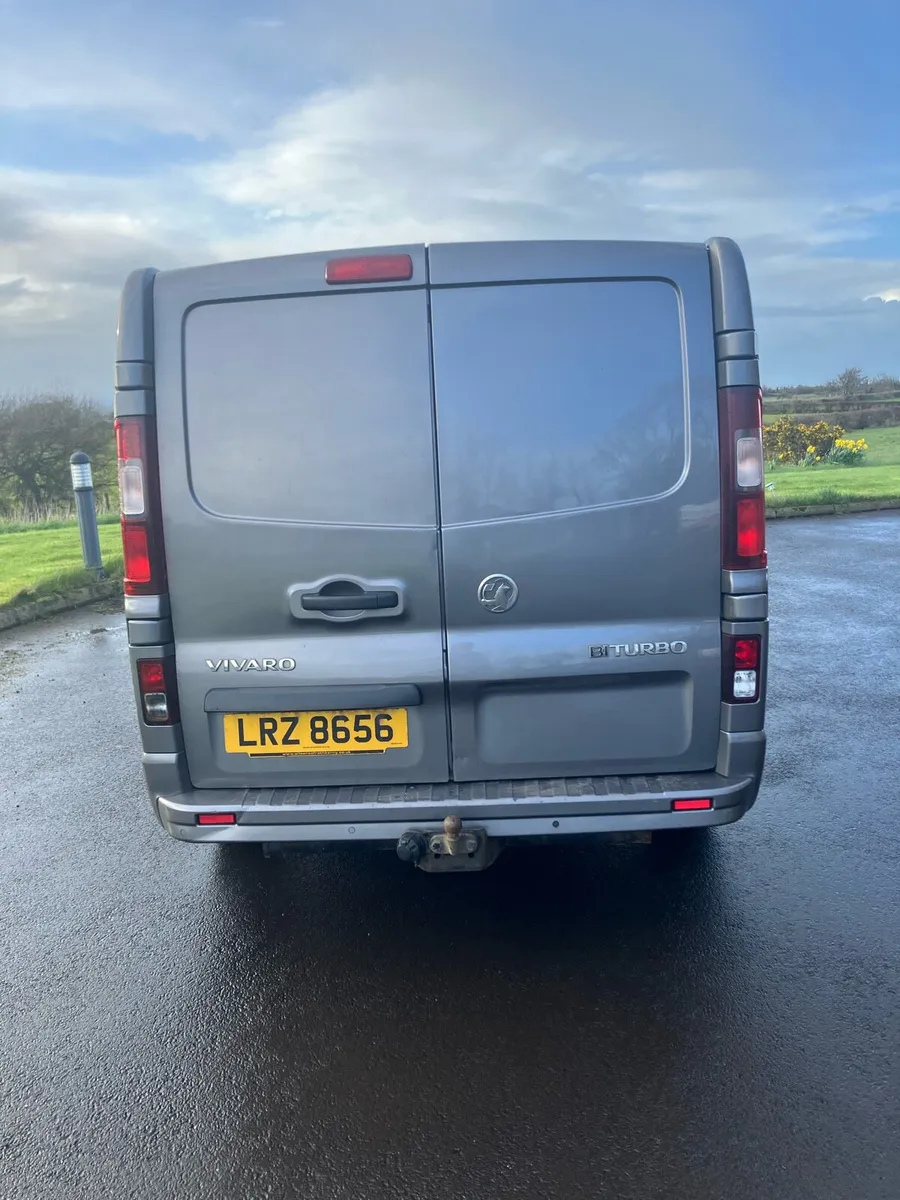 2017 vivaro - Image 4