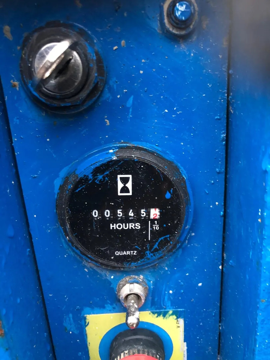 Genie scissor lift - Image 3