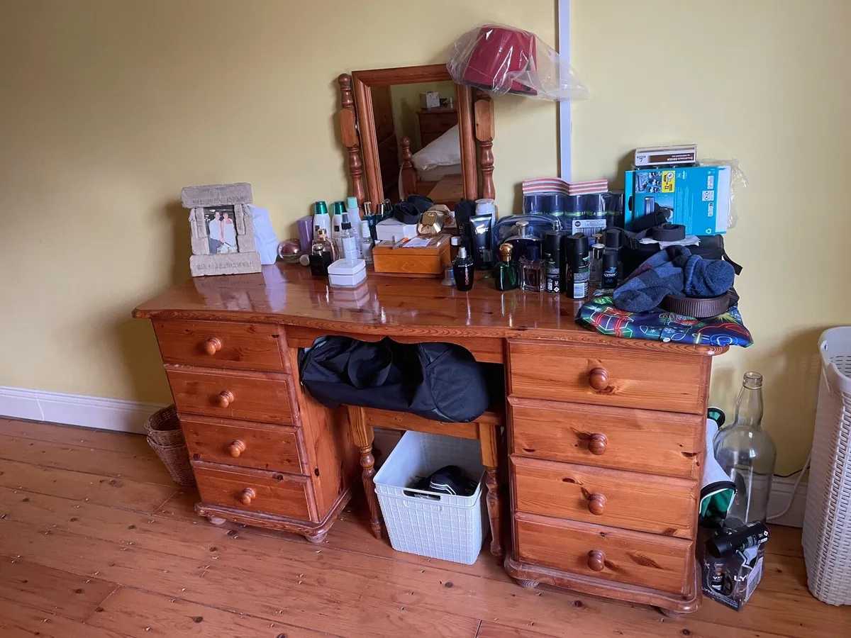 Bedroom furniture - price drop. - Image 3