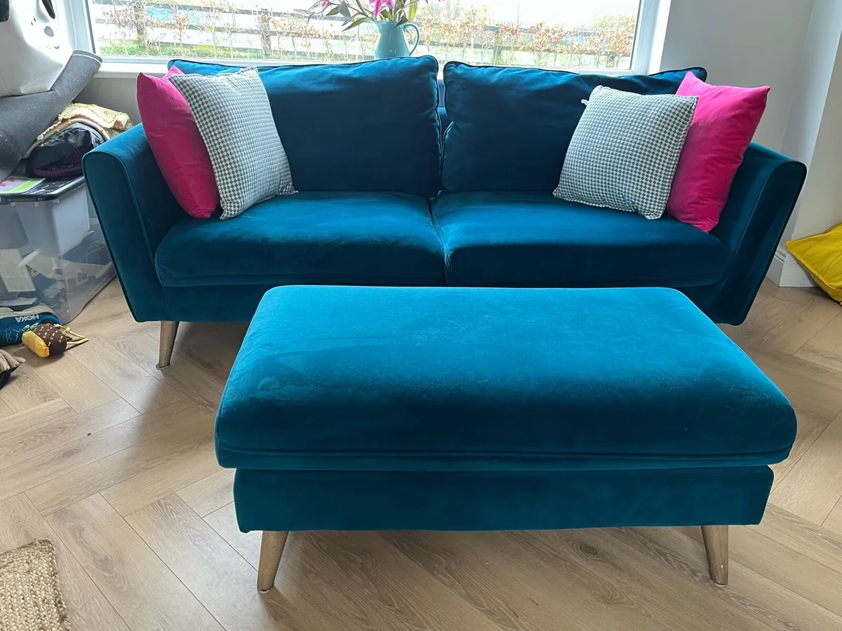 Ivy sofa 3 seater, 2 seater & footstool - Image 3