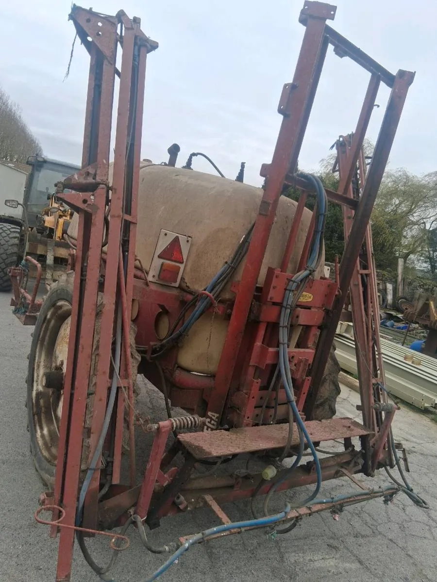 Hardi sprayer - Image 2