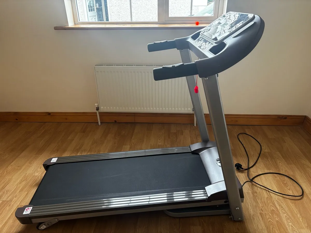 POWER TRACK 4000 Folding Treadmill-Manual Incline - Image 1