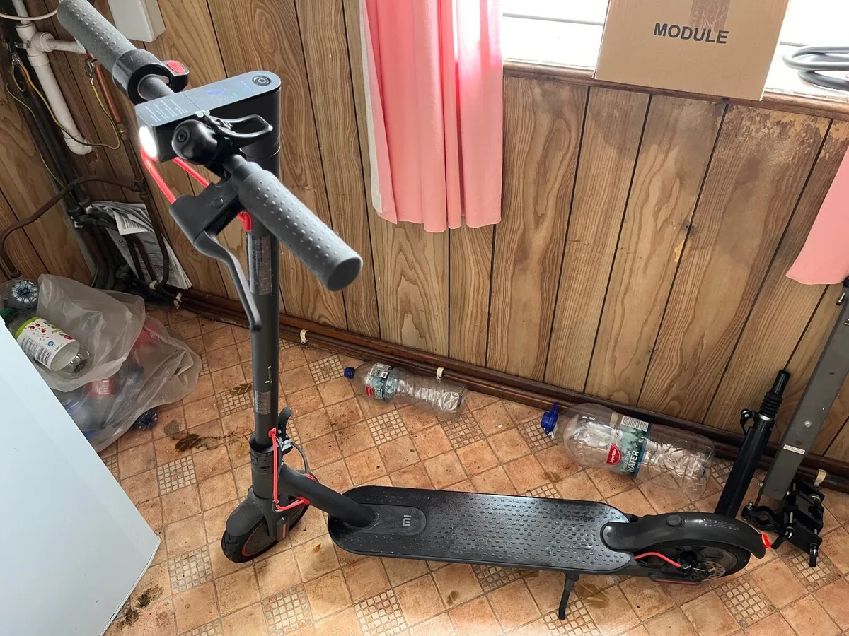 Electric Scooter Xiaomi Pro 2 - Image 3