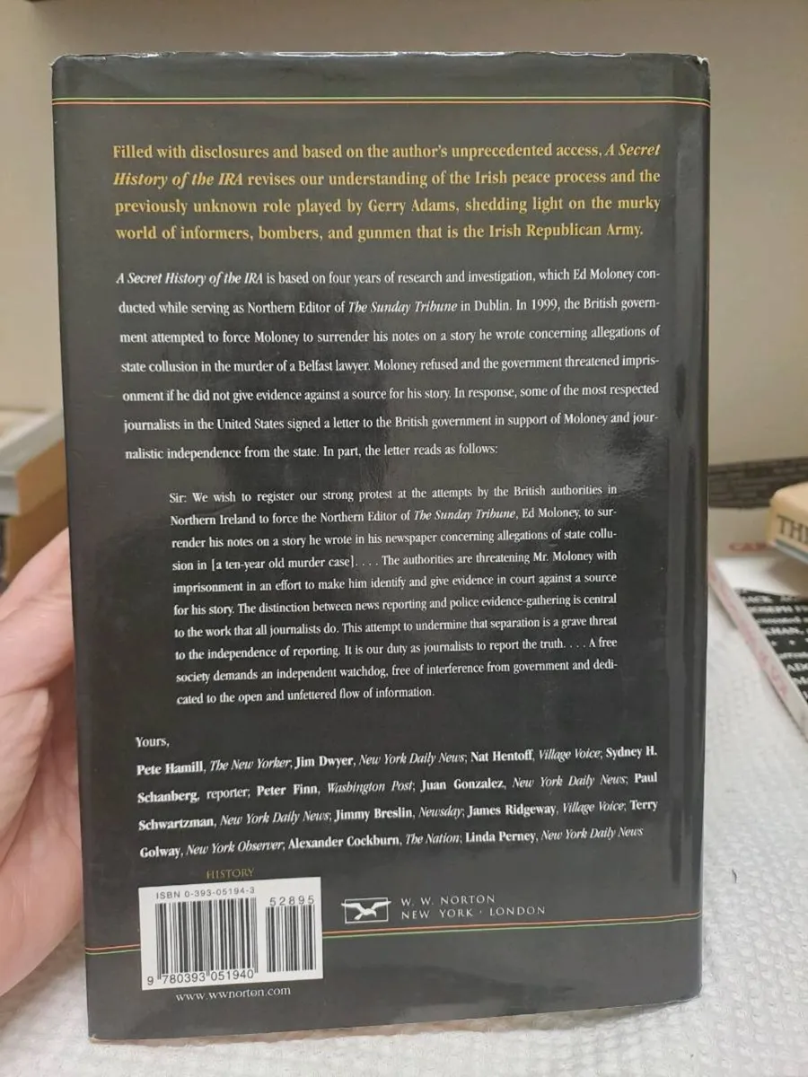 1st ed Secret History of the IRA Ed Moloney - Image 2