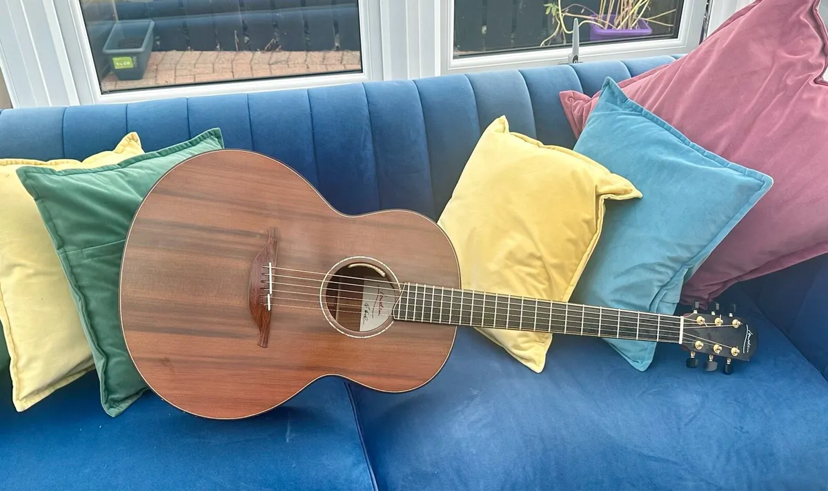 Lowden f35 custom - Image 1