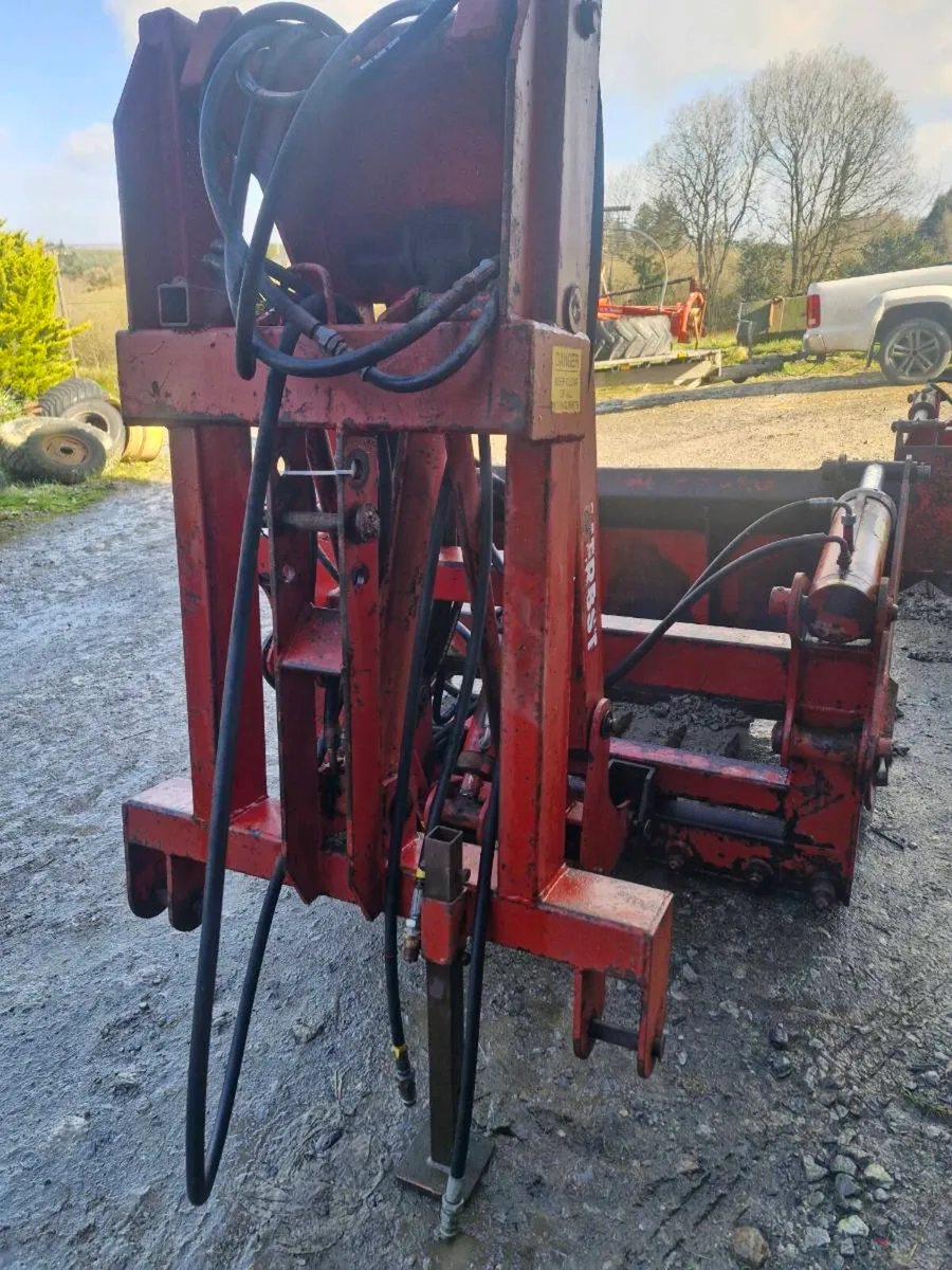 silage back end grabs - Image 3