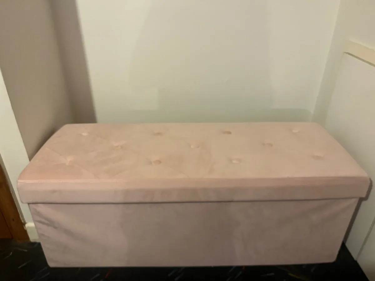 Storage ottoman - Image 1