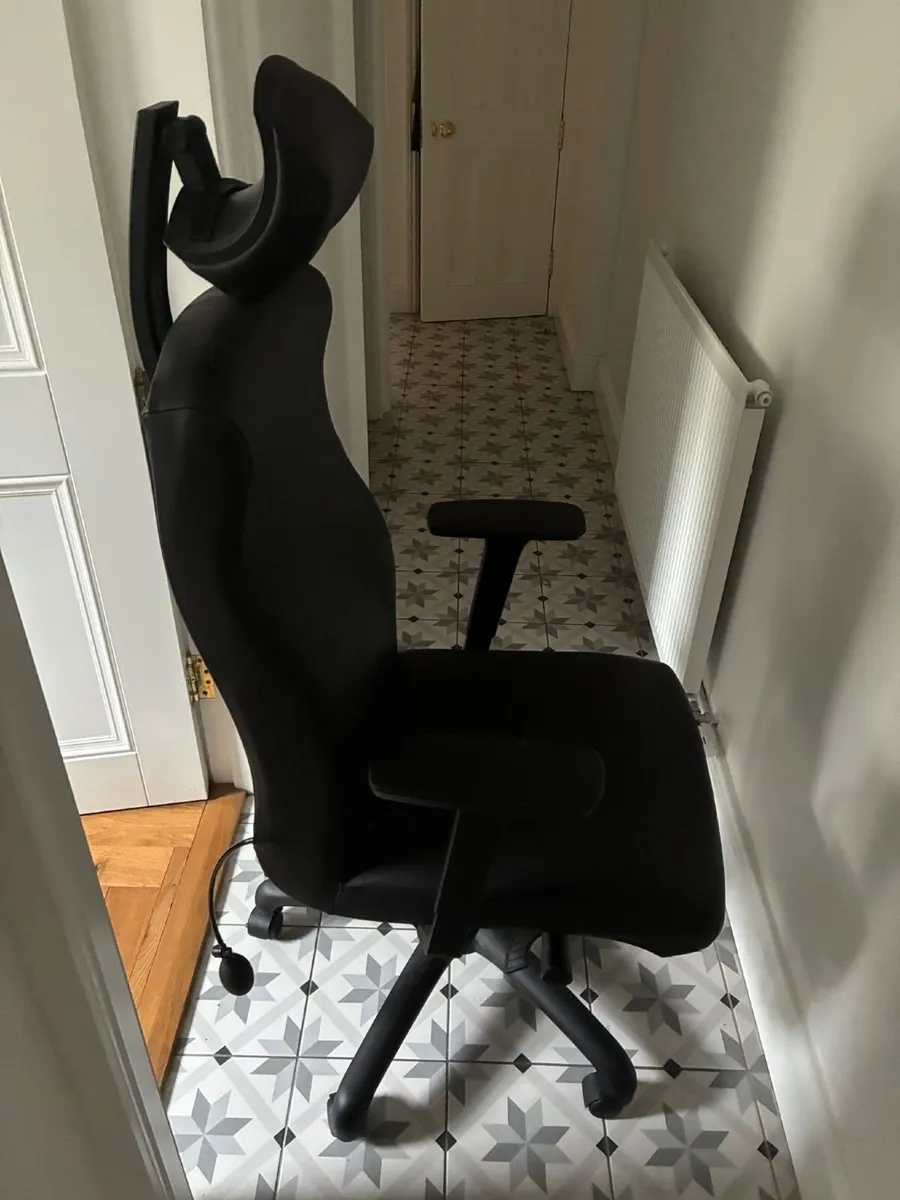 Office chair - Image 3