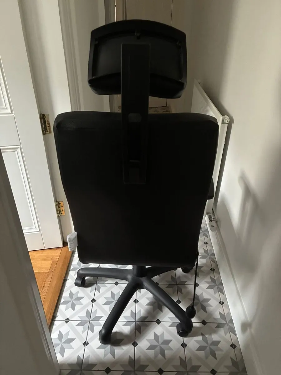 Office chair - Image 4