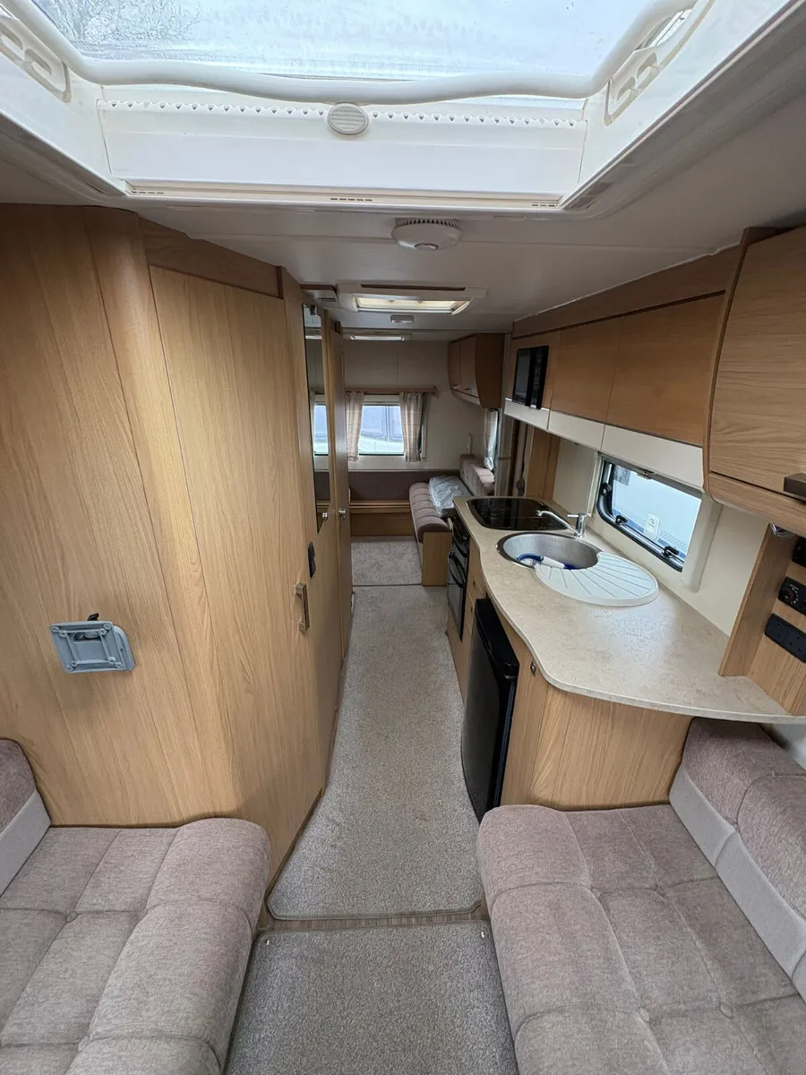 Elddis Avante 5 Berth Caravan For Sale - Image 3