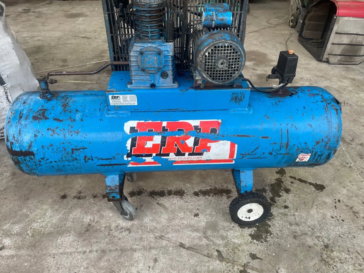 Air compressor 200 Litre
