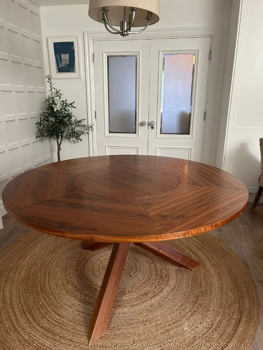 Kitchen Table - Image 1