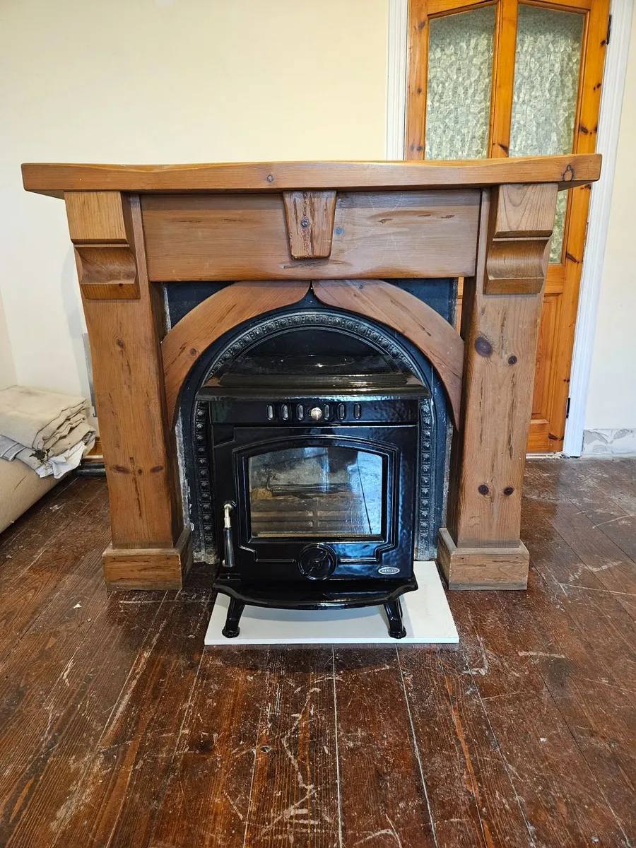 Henley Skellig 8kw Stove with/without Surround - Image 1