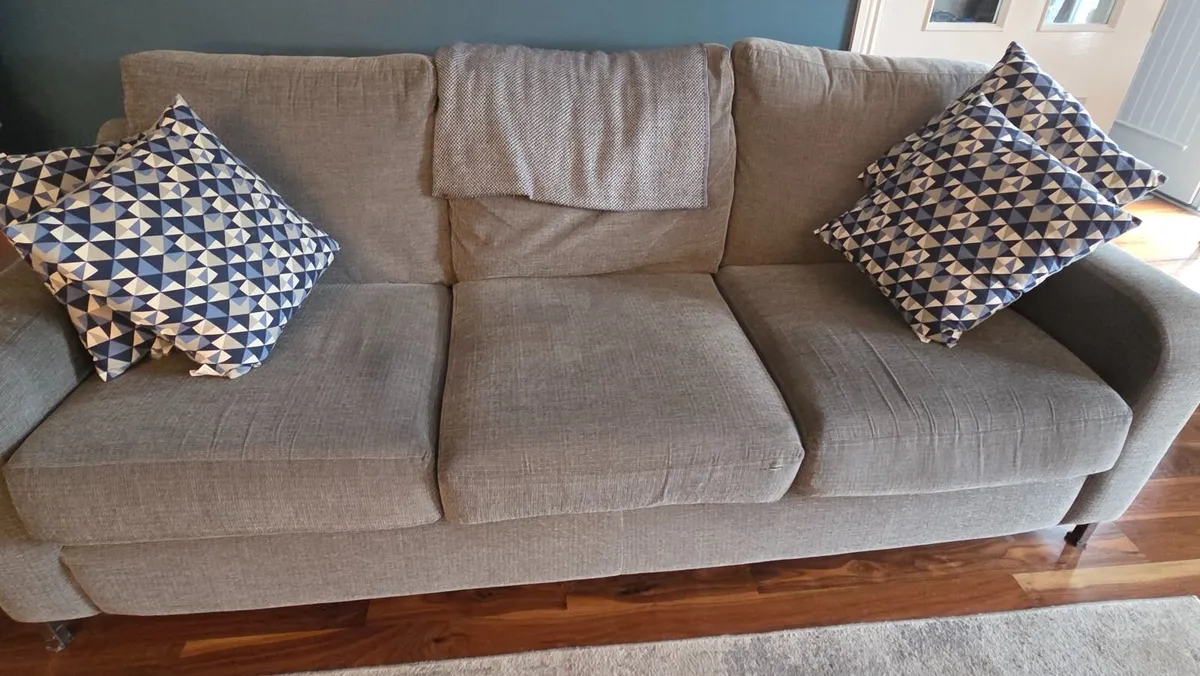 ***Free Sofa*** Collection only - Image 1