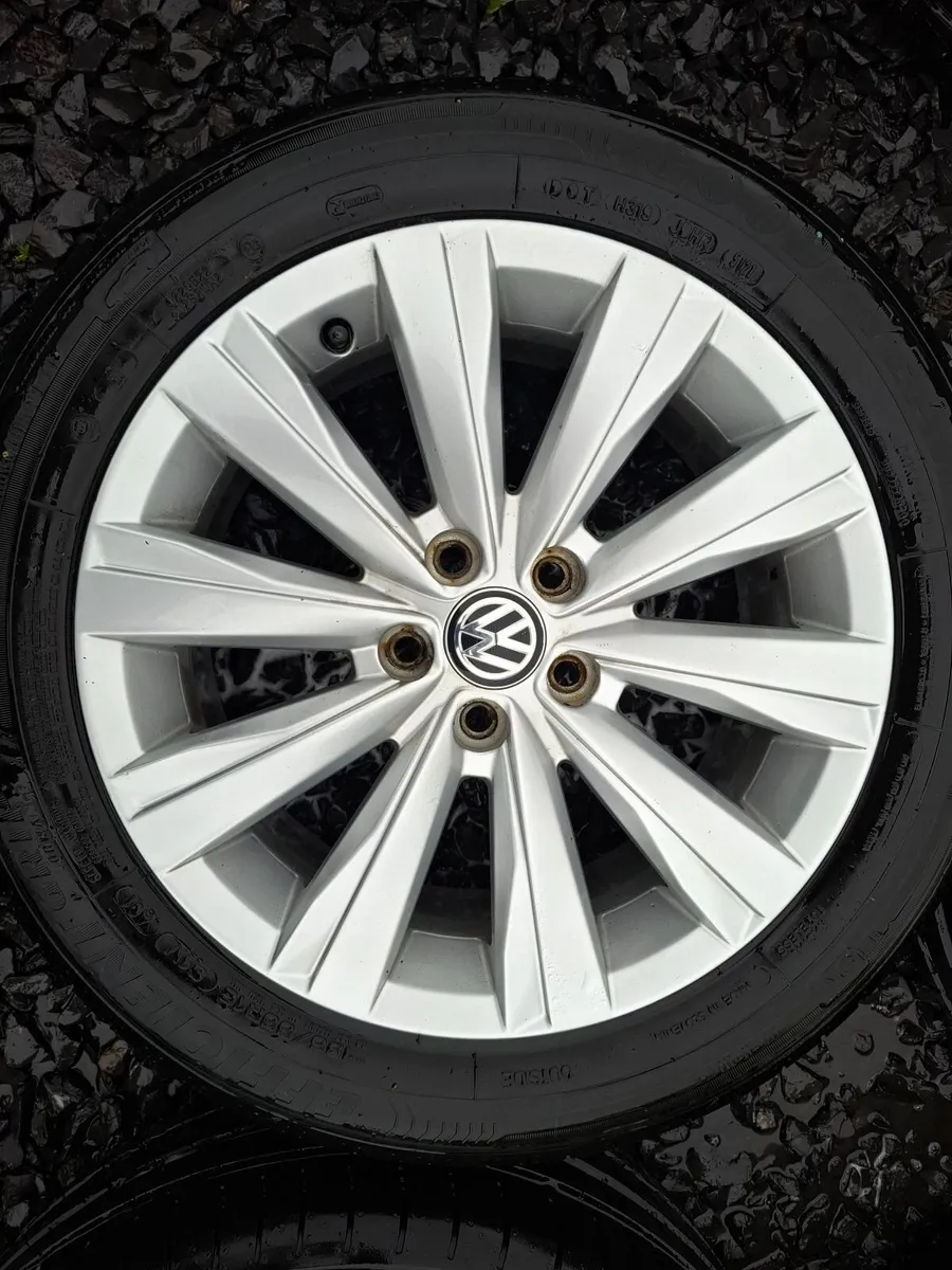 16" Genuine Vw Polo Alloys with tyres - Image 1