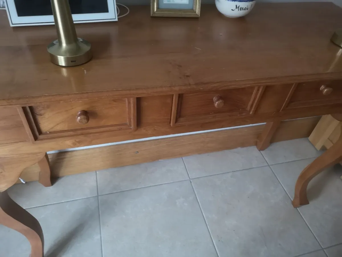 Console table - Image 1