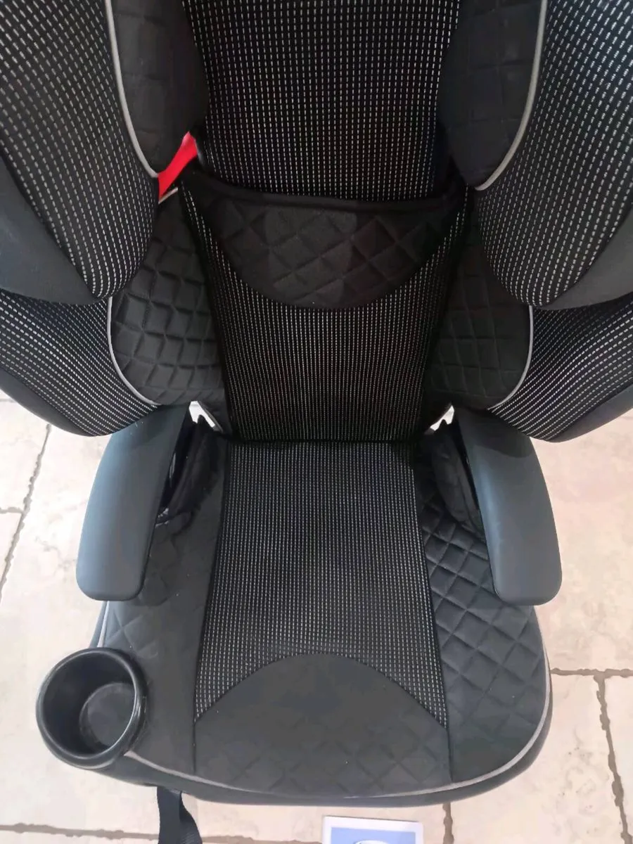 Graco Booster Seat - Image 2