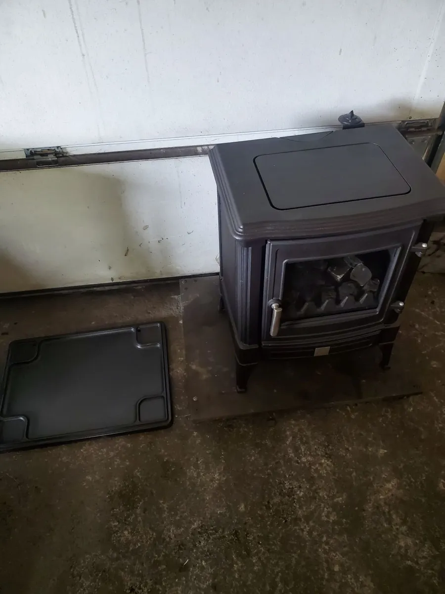 WANTED FOR CASH OIL STOVES for repair - Image 2