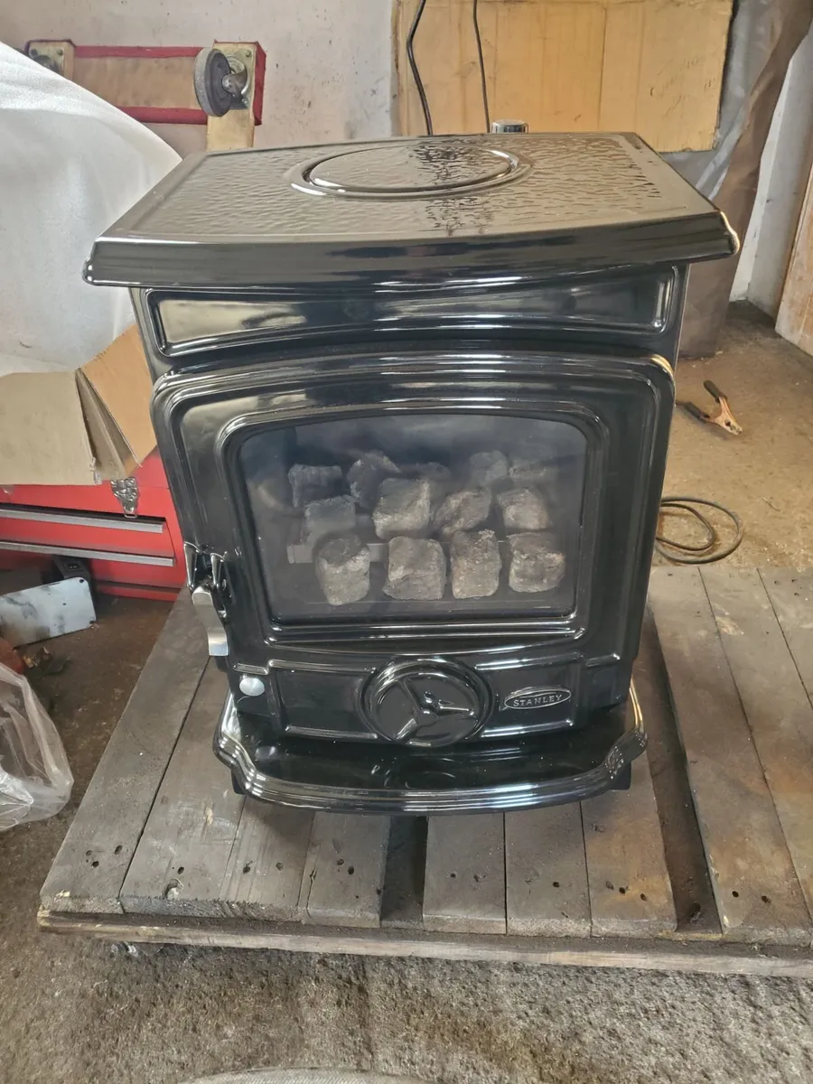 WANTED FOR CASH OIL STOVES for repair - Image 3