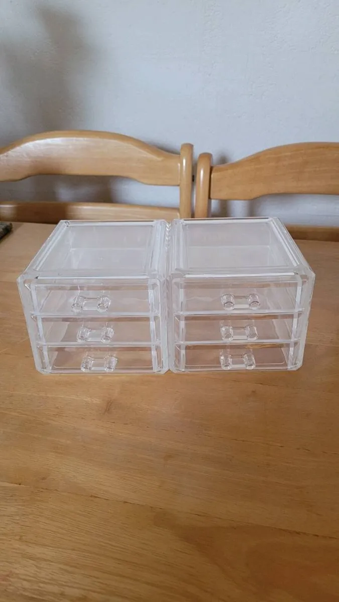 Cosmetic or small tools clear organiser boxes. - Image 4