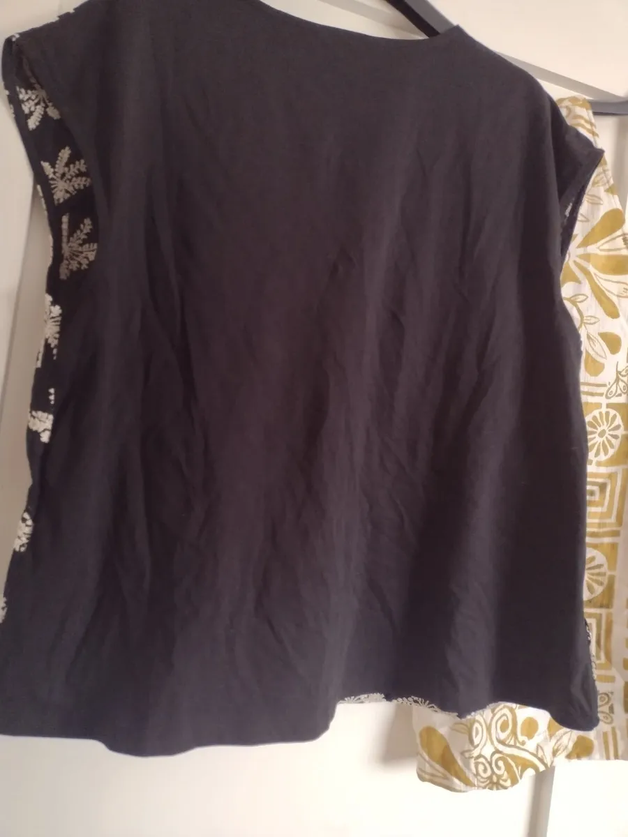 New next ladies top UK Size petite 16 - Image 2