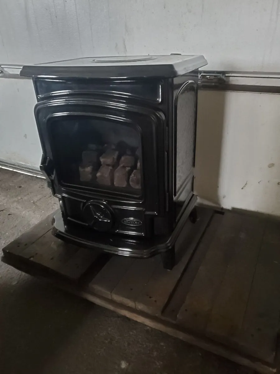Wanted Wanted oil stoves . Condition unimportant F - Image 1