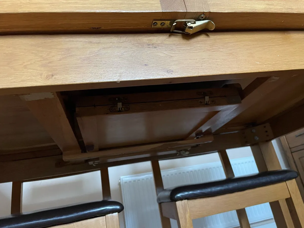 Oak Dining Table with glass - Image 4