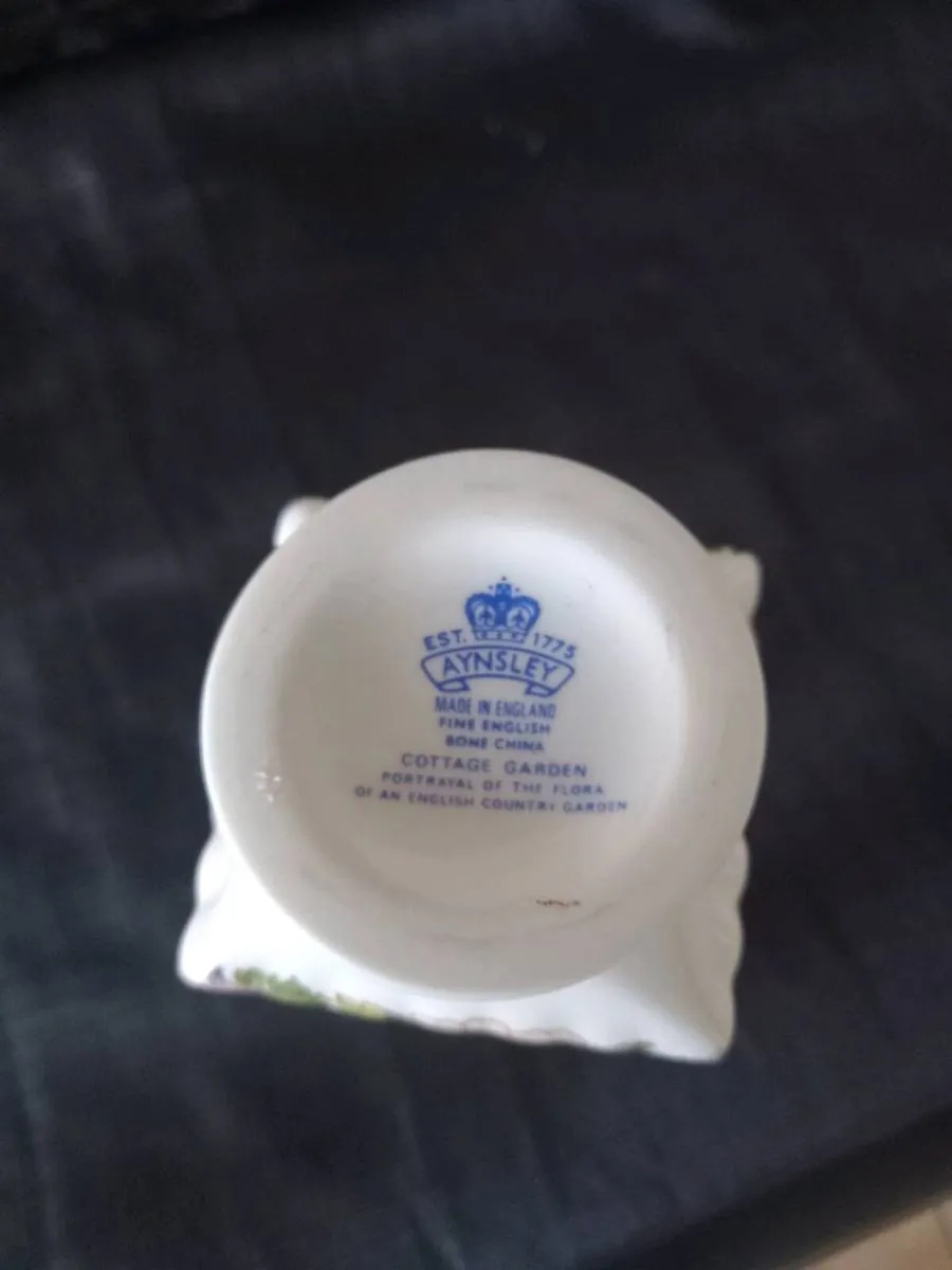 Aynsley China Narrow Neck Vase - Image 2