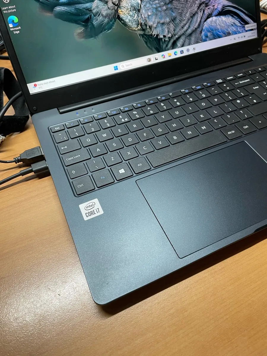 Laptop i7 pro 10 Gen 16/ 512 ssd win 11 - Image 3
