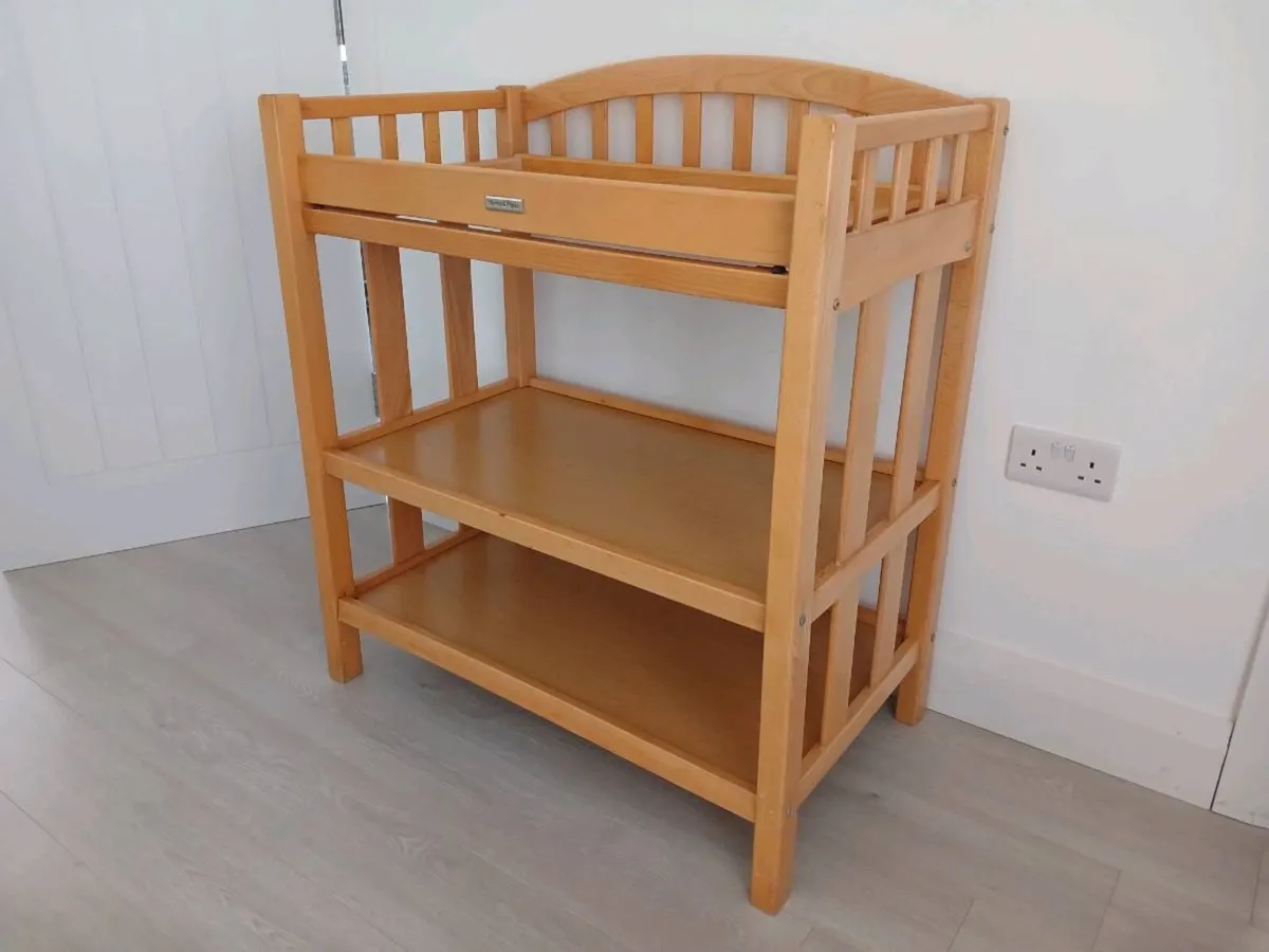 Mamas and papas changing table - Image 1